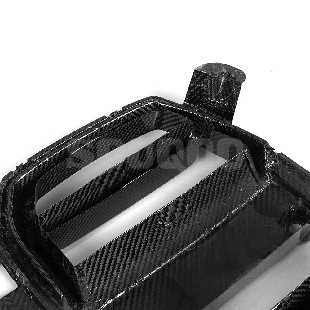bmw g82 carbon grill with mesh