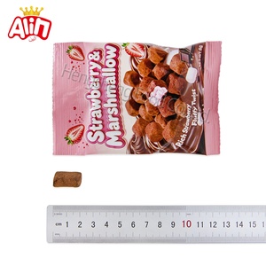 Sachets de bonbons exotiques, confiseries, fraises, chocolat, guimauves - Product Image 6