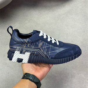 Black Genuine Leather Chunky Sneakers Men <b>Round</b> Toe Lace-up <b>Cushioned</b> Rubber Outsole All Seasons Walking Style Shoes - Product Image 3