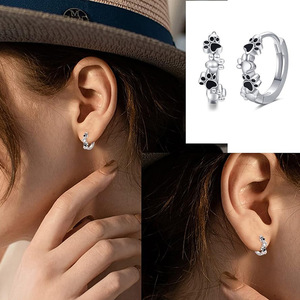 Orecchini a Forma di Zampa di Gatto per Donne, Gioielli Eleganti per Uso Quotidiano e Accessori Versatili - Product Image 2