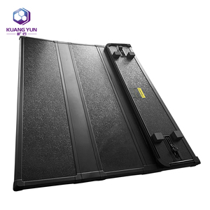 Cubierta de Caja de Carga Manual, Plegable en Cuatro Partes, de Aleación de Zinc y Aluminio, Negra, para <span class=keywords><strong>Ford</strong></span> F150/Silverado/Ranger 5.5FT, Impermeable, Antirrobo, Carga de 400 kg - Product Image 1