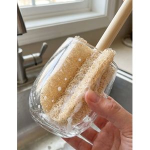 Cepillo de Limpieza para Vasos y Tazas de 4 Cuchillas, Fabricado en Vietnam, Esponja de Lufa Natural Suave y Segura, No Raya, Fácil de Limpiar - Product Image 1