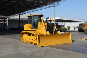 Tractor de cadenas D5AT de 199 kW para nivelación fina y flotas de <span class=keywords><strong>alquiler</strong></span>, con fácil operación y control - Product Image 6