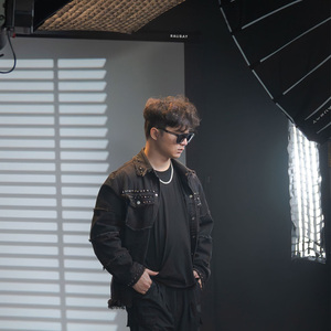 RAUBAY Motorized Pull Down White Polyester Screen Backdrop-59.8" X 86.6" Collapsible Ceiling/Wall Mount Background - Product Image 5