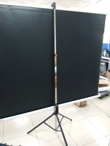 Xách Tay Giá Màn Hình Chiếu 70-150 Inch <span class=keywords><strong>Matt</strong></span> Sàn Trắng Có Thể Gập Lại Đứng Tripod Khung Màn Hình Máy Chiếu Cho Cắm Trại Ngoài Trời - Product Image 5