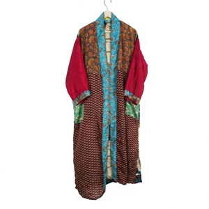 Kimono de Seda Floral Vintage Indio para Mujer, Estilo Boho con Cuello en V y Cinturón para Verano y Primavera - Product Image 1