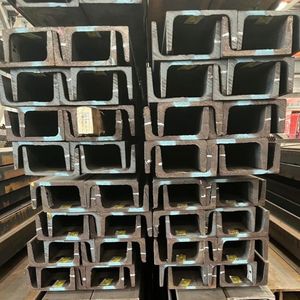 Barra de Acero en U Confiable, Perfil U14-U20 Q355B A36 S235JR SS400, Soldable, Sin Aleación, Perforada para Construcción - Product Image 3