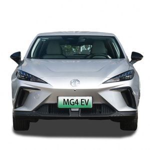 La conception intérieure de l'espace offre des options de stockage adéquates pour le véhicule électrique à nouvelle énergie MG4 - Product Image 3