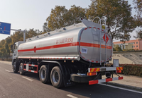 Camion-citerne neuf QTD Jincheng 8X4, 25,72 m³, 32 tonnes de charge utile, conduite à gauche, norme Euro, transport de liquides dangereux