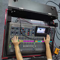 Console de Mixage Numérique X32 avec 40 Entrées et 25 Bus, 32 Préamplis Programmables, 25 Faders Motorisés, Mixeurs 32 Canaux