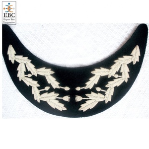 Visera de Gorra Uniforme Redonda en Forma de Media Luna, Bordada a Mano con Hilo Metálico, Diseño de Visera con Bordado Metálico OEM - Product Image 5