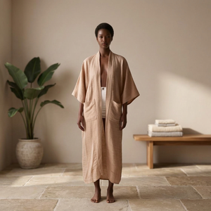Kimono en textile taille unique pour femme, de marques de boutique, élégance artisanale, en coton respirant, avec coutures artisanales et style superposé, coupe mi-longue - Product Image 3