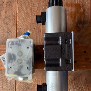 Vanne directionnelle DS5-SA2/14N-D24K1, Vanne directionnelle hydraulique DS3-S1/11N-A230K1, DS5-S2/12N-A230K1, DS3-TA/11N-D24K1/CP - Product Image 1