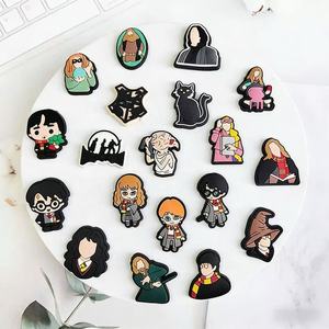 HY Wholesale Nouvelle Arrivée Vente en Gros Breloques Personnalisées en PVC Souple <span class=keywords><strong>Harry</strong></span> pour Chaussures, Décorations Magiques pour Chaussures, Boucles et Bracelets - Product Image 5