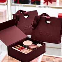 Sacs en papier bordeaux de luxe avec poignées découpées, personnalisés pour le shopping, le maquillage, la beauté, les bijoux, réutilisables, avec logo en relief