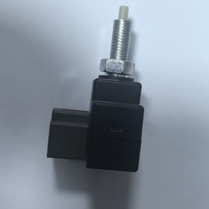 Interruptor de Luz de Freno Hyundai 93810-0W000 3569100U1510-01 Para Reemplazo y Reparación - Product Image 2