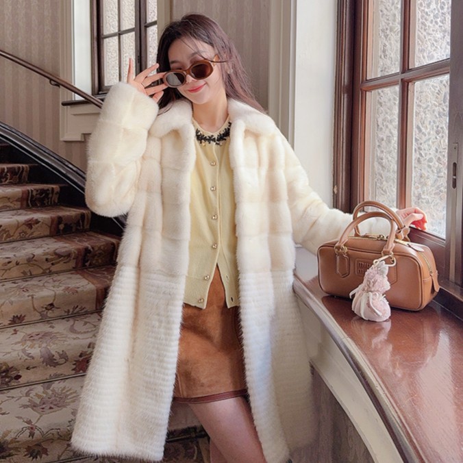 価格のミンク毛皮コートファクトリーの中国語プレイヤー