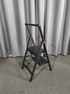 Escalera de Aluminio Ligera y Plegable, con Peldaños Antideslizantes, Diseño Moderno <span class=keywords><strong>para</strong></span> Uso en Interiores y Apartamentos - Product Image 2