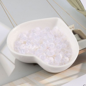 Lentejuelas de PVC de 3-10 mm para Manualidades, Accesorios de Ropa, Joyería en Relieve, Zapatos, Sombreros, Disfraces de Baile - Product Image 6