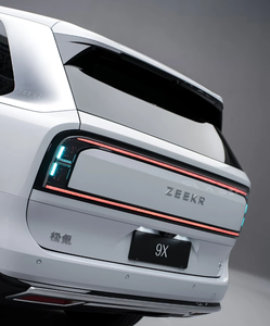 Zeekr 9X Versión Hyper 70kWh, Auto Eléctrico Híbrido Enchufable, 4WD, L2 ADAS, 5 LiDARs, Cabina Inteligente, 3.1s 0-100km/h, Carga Rápida de 900V - Product Image 5