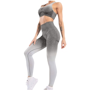 Conjunto de Yoga Personalizado: Pantalones Ajustados Transpirables Sin Costuras con Degradado y Sujetador de Yoga de Cintura Alta con Efecto Levanta Glúteos, de Secado Rápido, para Deportes al Aire Libre y Gimnasio - Product Image 1