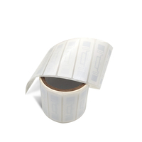 Étiquette autocollante UHF RFID UCODE 8 avec puce de lecture longue portée pour la logistique et l'industrie du textile