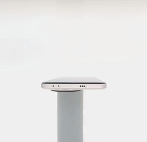Teléfono Inteligente Civi 4 Pro Slim Premium con Pantalla AMOLED Curva de 120Hz Ultra HD, Cámaras Duales para Selfies, Carga Hiper Rápida de 120W y Batería de Gran Capacidad - Product Image 3