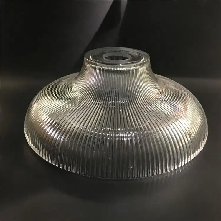Fabrika özel boyut renk şekli Nordic Vintage cam asılı asma tavan ışığı cam abajur