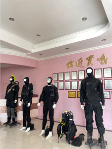 उच्च गुणवत्ता वाले ओएम 100% वाटरप्रूफ सूट 3 मिमी नियोप्रोन तरल सील वापस जिपर पुरुषों स्कूबा डाइविंग ड्राई सूट - Product Image 6