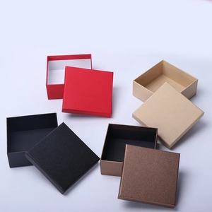 Caja de regalo rígida con tapa y base, logotipo personalizado, cinta de papel kraft, caja de embalaje para joyería y relojes - Product Image 4