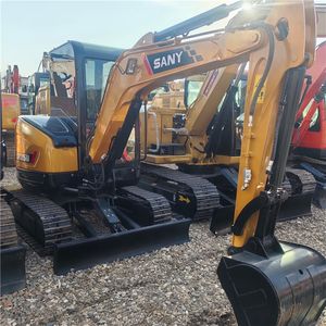 Mini Excavadora Usada SANY 35 a Precio Económico con Certificación CE - Product Image 1