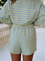 Fabricant de vêtements en gros sur mesure pour femmes, sweat-shirts à manches longues rayés et colorés, pull-over, short à taille élastique, ensemble deux pièces