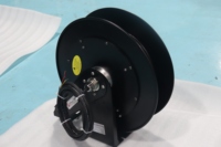 Enrouleur de câble de données rétractable automatique OEM personnalisé avec connexion USB Ethernet CAT6 pour poste de travail de bureau