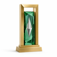 Trophée sportif personnalisé en métal Groove avec figurine dorée et cadre anthracite, récompense écologique imprimée UV