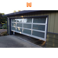 Portes de garage modernes automatiques sectionnelles en aluminium Portes de garage en verre trempé dépoli avec cadre en aluminium
