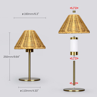 Moderne Minimalistische Nordische Kunst Batteriebetriebene Kabellose Tischlampe für Restaurant-Dekoration mit Austauschbarem Lampenschirm