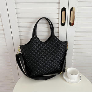 Sac fourre-tout à motif diamant noir grande capacité, sac à bandoulière, sac à main, sac bandoulière pour femme, usage quotidien, boucle magnétique, poche zippée - Product Image 1