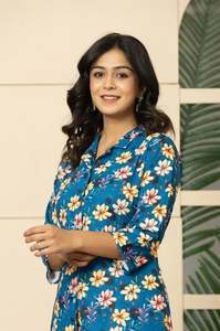 Ensemble coordonné de vêtements pour femmes de qualité supérieure, ensemble coordonné de mode jeune et élégante, ensemble coordonné à porter toute l'année, ensemble coordonné élégant en deux pièces - Product Image 3