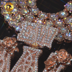 3D Rose Custom Bail Letter Colgantes Baguette Moissanite Iced Out Full Diamonds Letter Nombre inicial Joyería Collar Personal - Product Image 3