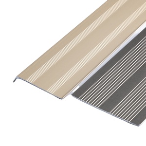 <span class=keywords><strong>Bande</strong></span> de seuil moderne en alliage <span class=keywords><strong>d</strong></span>'aluminium robuste pour une transition facile au sol et un revêtement de cadre de porte dans les hôtels - Product Image 1