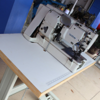 Machine à boutonnières Brother-814 d'occasion