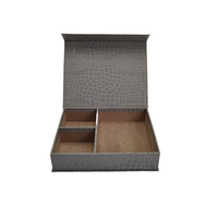 Boîte d'emballage pliable en carton rigide de luxe de 2 mm, fermeture magnétique élégante, doublure en velours, matériaux recyclés