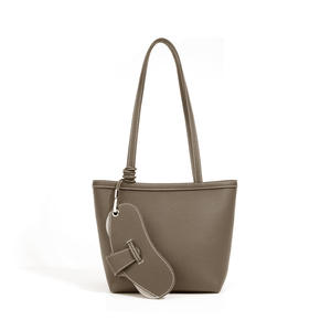 Bolso Tote de Cuero Genuino Estilo Preppy Vintage con Logotipo Personalizado y Correa para el Hombro para Mujer, Calidad Premium - Product Image 2