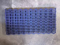 Plancher à lattes en plastique vert neuf pour chèvres et moutons, 500*600, marque Shandong YT, garantie 1,5 an