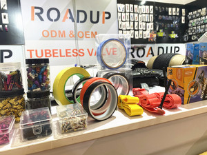 Nouvelles Valves Presta Colorées pour <span class=keywords><strong>Vélo</strong></span>, Tige en Aluminium, Valves <span class=keywords><strong>Tubeless</strong></span> avec Orifices dans la Base - Product Image 2