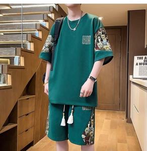 طقم ملابس رياضية كاجوال للرجال صيف 2025 بطبعة كلاسيكية من تي شيرت وشورت، مقاسات كاملة من <span class=keywords><strong>M</strong></span> إلى 5XL بستايل عصري - Product Image 2