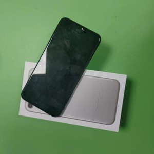 ขายส่งโทรศัพท์มือถือมือสองแท้ราคาถูก สมาร์ทโฟน 4G ความจุ 32GB <span class=keywords><strong>128GB</strong></span> สำหรับ 7 Plus - Product Image 5