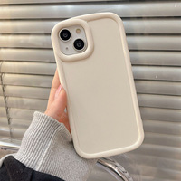 Étui de téléphone en silicone de couleur pure simple et nouveau pour Iphone 14 13 12 Pro Max étui de téléphone pour iphone 15 pro max étui de téléphone