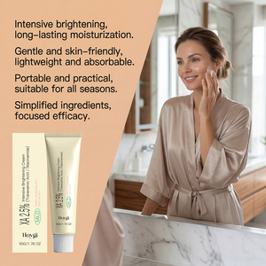 Crema Viso Illuminante e Idratante al Niacinamide per la Cura della Pelle del Viso, Uniforma il Tono della Pelle, Idratante Leggera e Assorbibile - Product Image 3