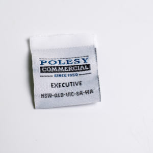 Etiqueta de etiqueta tejida al por mayor con tacto satinado para coser Ideal para accesorios de sombrero - Product Image 2